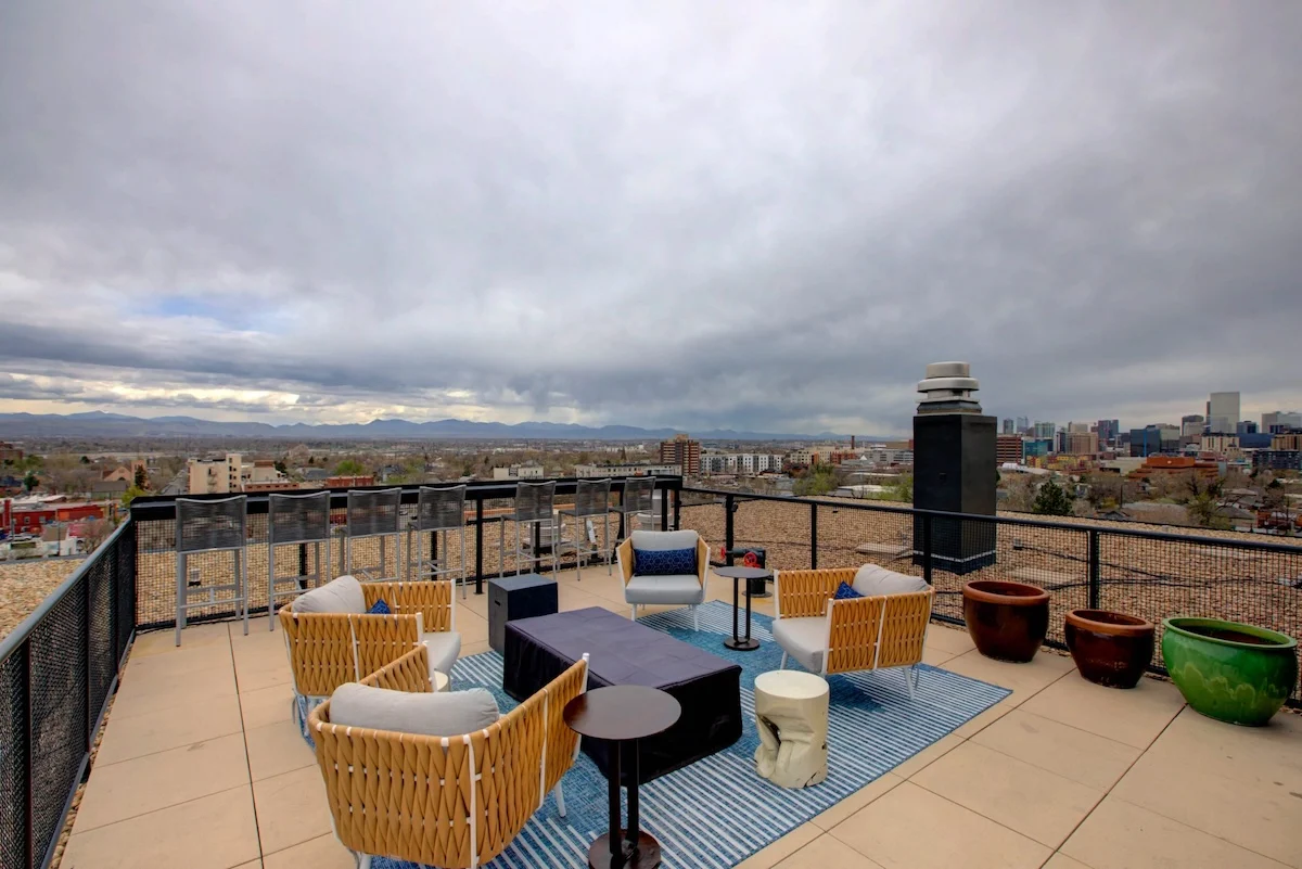 Rooftop patio at The Vista at Wash Park