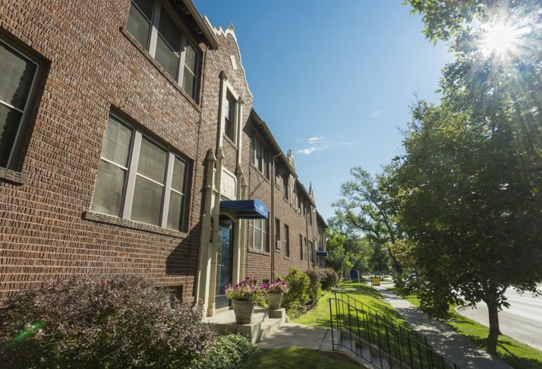 East Evans Apts - Cornerstone Apartments