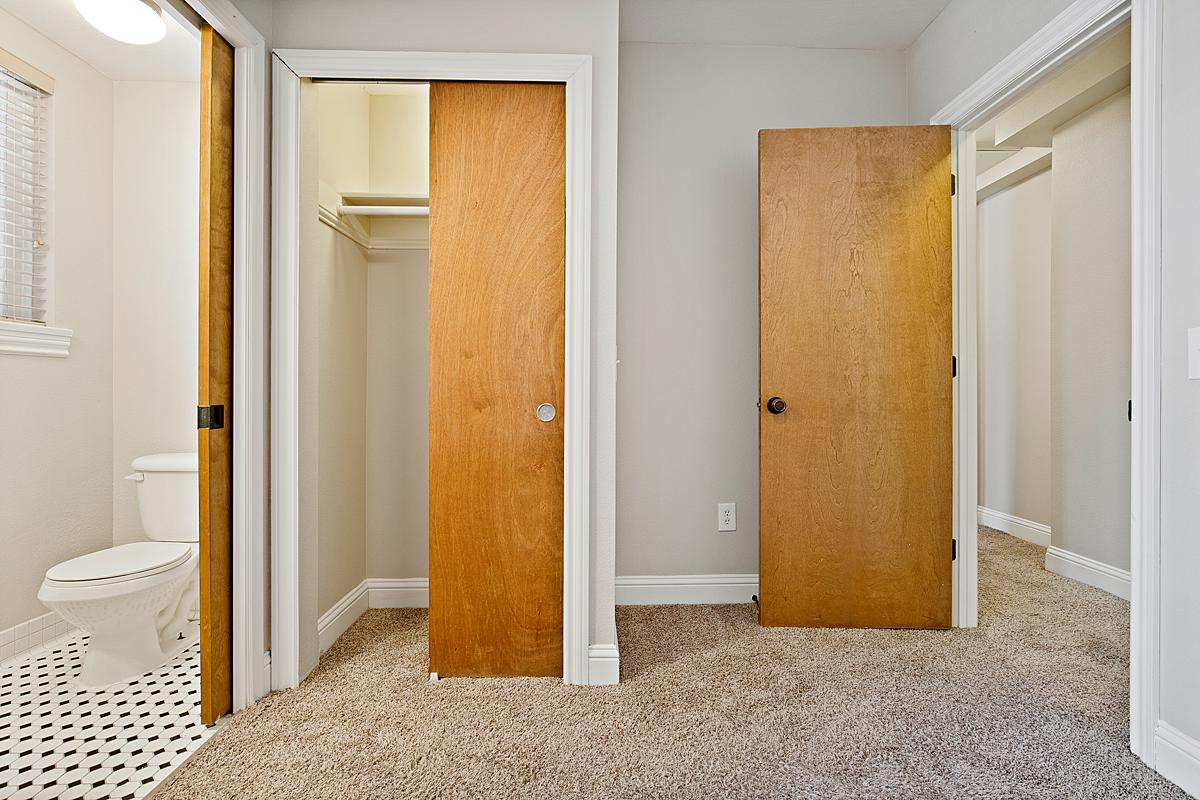 LaMont Apartments Cornerstone Apartments